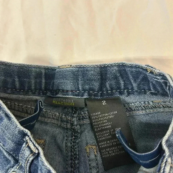 Kenneth Cole - kids denim jeans.  Size 2 - Picture 3 of 5